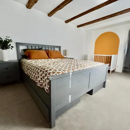 Rouge&friends # Zentrumsnah, Bahnhof, Krankenhaus, Sportzentrum, Familienfreundlich, Terrasse, Garten Cottbus