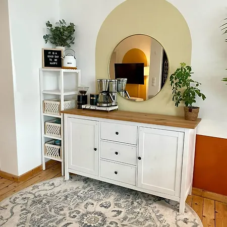 Lägenhet Rouge&friends # Zentrumsnah, Bahnhof, Krankenhaus, Sportzentrum, Familienfreundlich, Terrasse, Garten