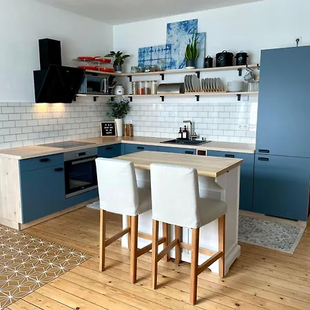 Lägenhet Rouge&friends # Zentrumsnah, Bahnhof, Krankenhaus, Sportzentrum, Familienfreundlich, Terrasse, Garten