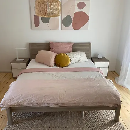 Rouge&friends # Zentrumsnah, Bahnhof, Krankenhaus, Sportzentrum, Familienfreundlich, Terrasse, Garten Lägenhet Cottbus