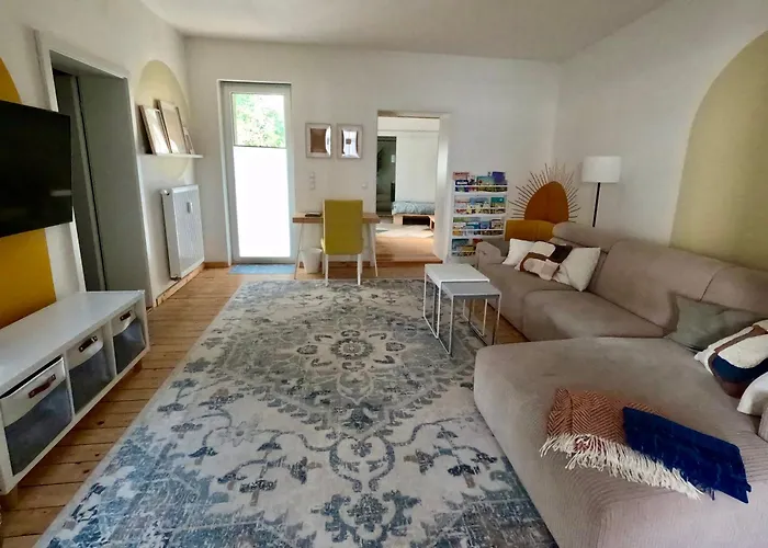 Rouge&friends # Zentrumsnah, Bahnhof, Krankenhaus, Sportzentrum, Familienfreundlich, Terrasse, Garten *