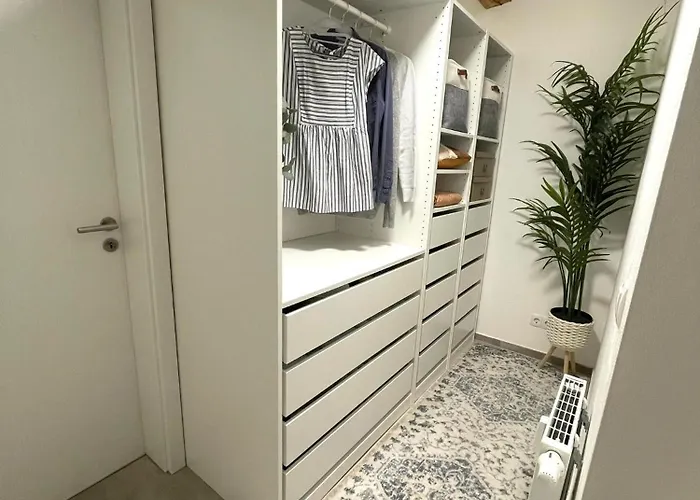 Rouge&friends # Zentrumsnah, Bahnhof, Krankenhaus, Sportzentrum, Familienfreundlich, Terrasse, Garten 公寓