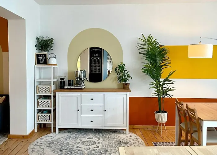 公寓 Rouge&friends # Zentrumsnah, Bahnhof, Krankenhaus, Sportzentrum, Familienfreundlich, Terrasse, Garten